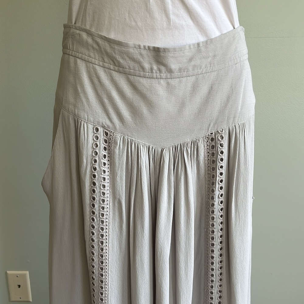 Cortefiel gray rushed skirt
